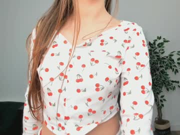 girl Indian Sex Cams with chloe_bianca18
