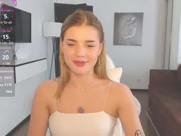 girl Indian Sex Cams with adrianawow1