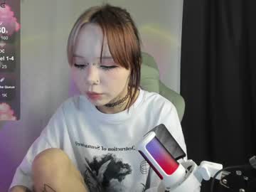 girl Indian Sex Cams with gummi_heart