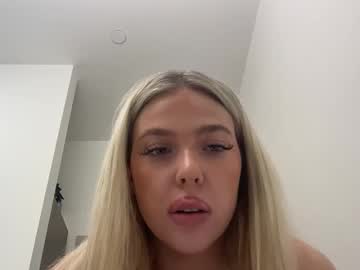 girl Indian Sex Cams with emabluee2
