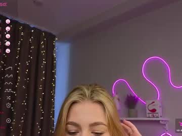 girl Indian Sex Cams with lil__emma