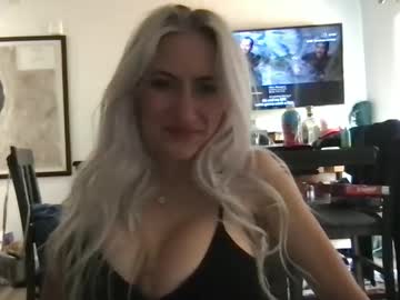 girl Indian Sex Cams with kinziemcbride